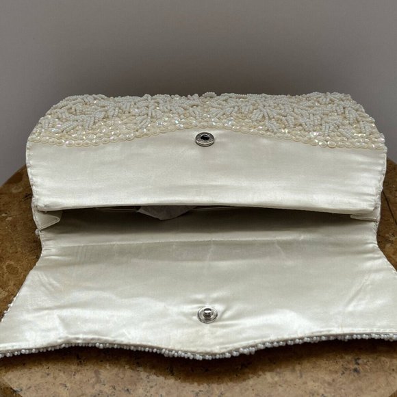 Vintage Stunning White Sequin Beaded Handmade Front Flap Clutch Purse Hong Kong - Picture 5 of 13